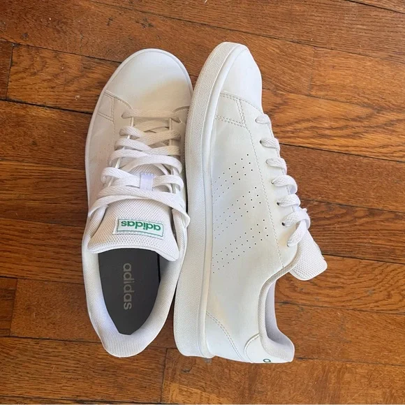 Men’s White Adidas Sneakers - Picture 5 of 5